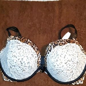 VS Very Sexy, pushup bra